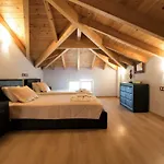 Villa De La Agios Stefanos Avliotes (Corfu)